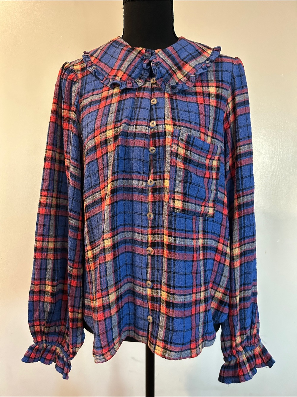 Pilcro Keira Plaid Blouse Peter Pan Collar Button-Down Ruffled Cuffs Multicolor